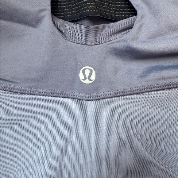 Lululemon top - Picture 4 of 4
